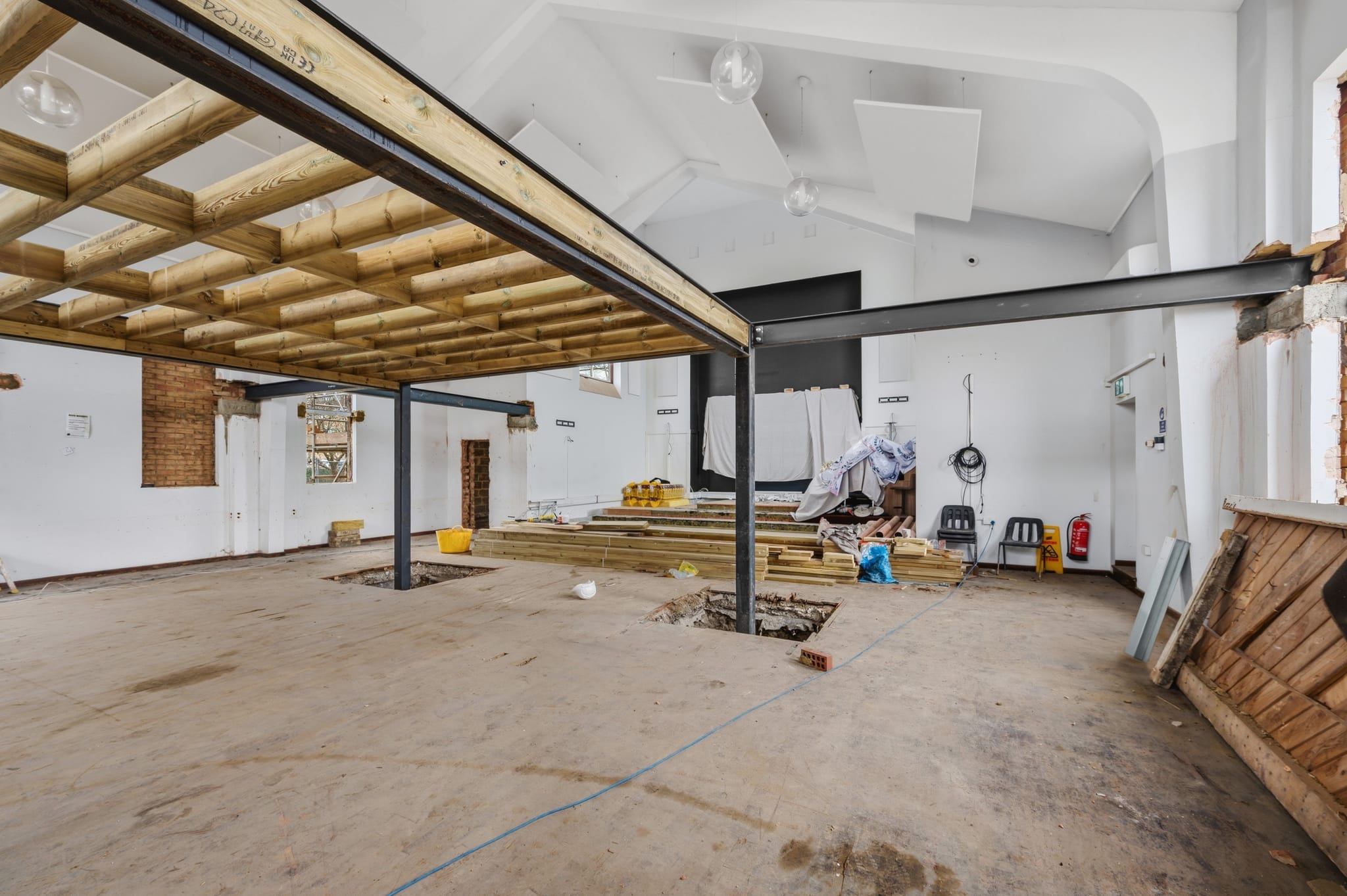Eton Wick Hall Conversion, photo 9