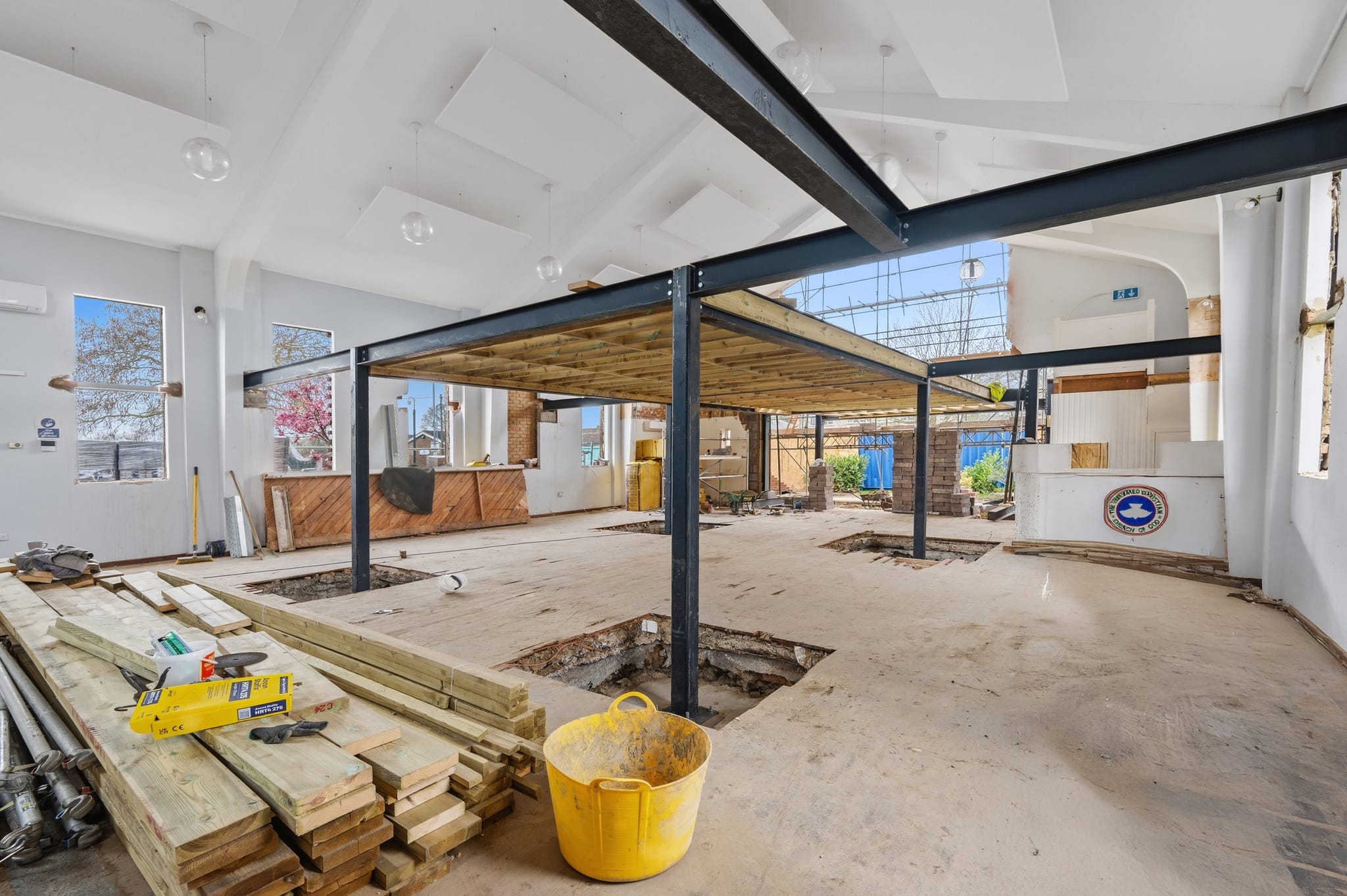Eton Wick Hall Conversion, photo 11