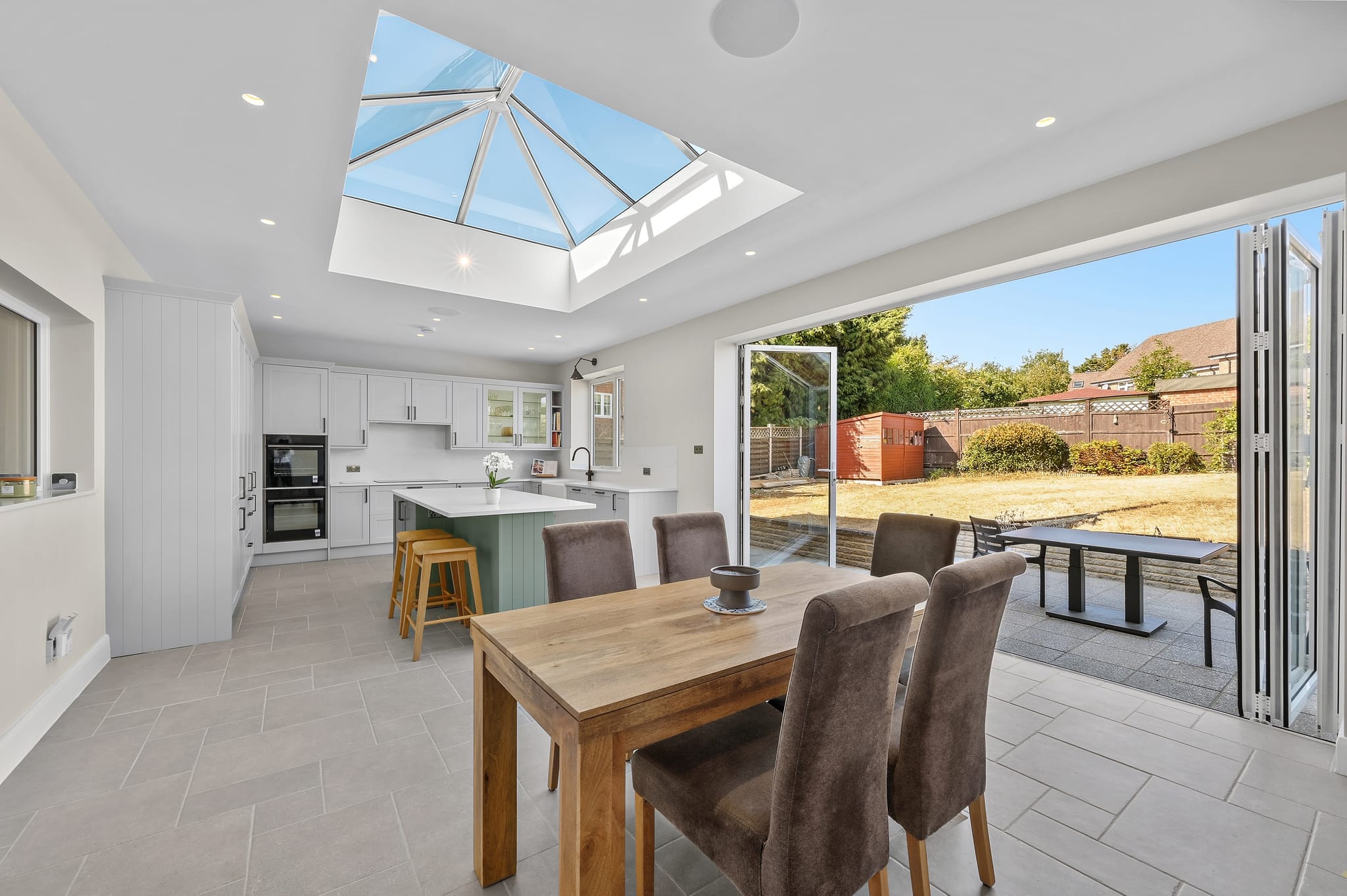 Maidenhead Rear Extension & Kitchen, photo 3